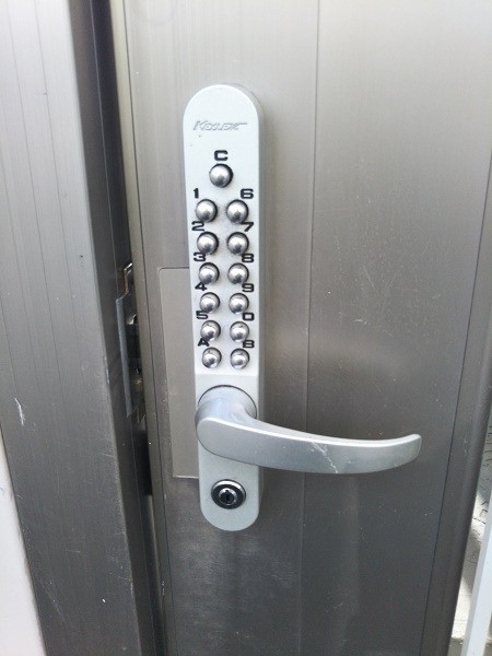 starkeylock