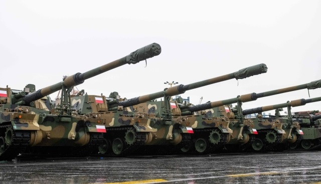 K방산' 3조 수출 날아가나…폴란드 신정부 “前정부 한국 무기 계약 무효”[이현호 기자의 밀리터리!톡] | 서울경제