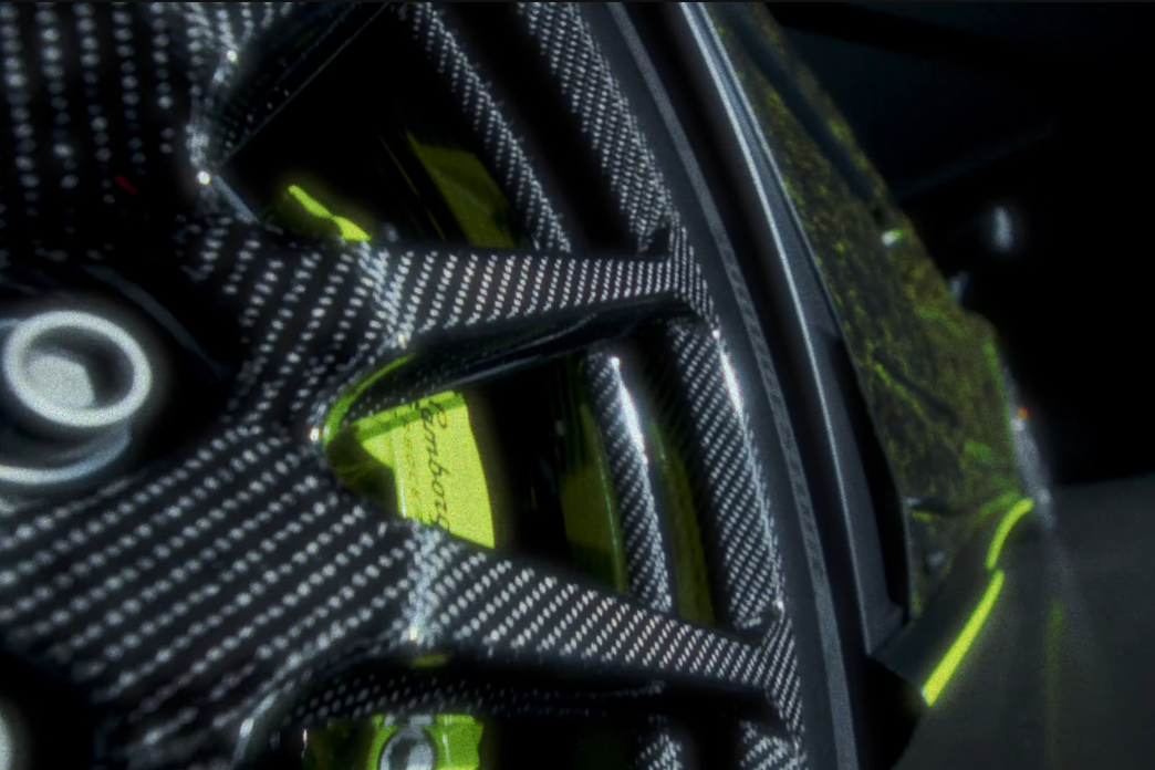 320시간 핸드페인팅을 입힌 특별한 람보르기니 테메라리오 공개