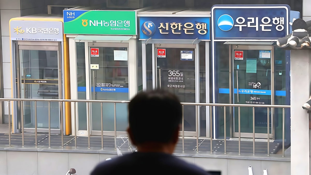“연말 금융시장 들썩 Expectations for a rate cut spread