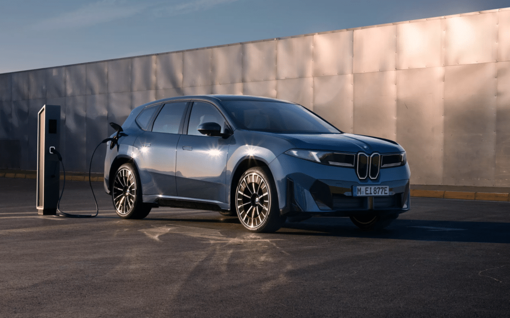 BMW iX3 판매량