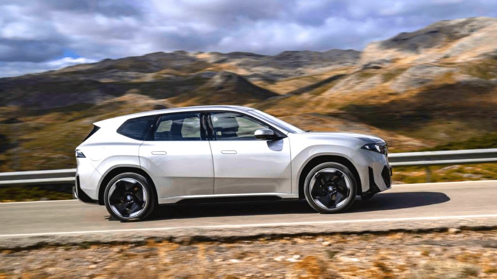 BMW iX3 신형 모델 제원