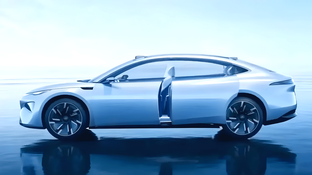 정체 숨기던 플래그십 BYD 씰 08 공개