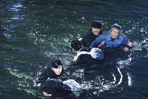 아쉽게도 탈북 과정에 대한 묘사가 다소 밋밋하다. - 오마이뉴스