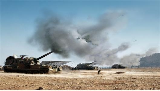 군, K9 자주포 실전 배치 마무리…20년만에 전력화 완료 | 연합뉴스