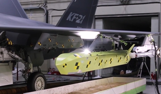 KF-21 지상공격능력 확보 '1년 반' 앞당긴다