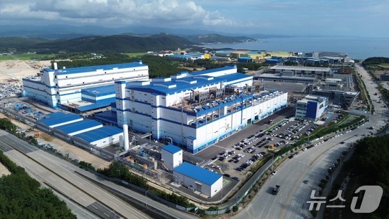 Panoramic view of POSCO Future M Pohang Cathode Material Plant / News1