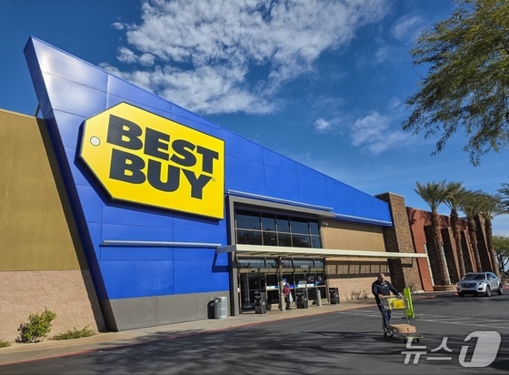  Photo of the Best Buy store in Las Vegas, U.S. / Provided by Samsung Electronics