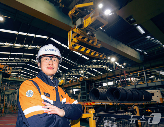  Kim Byung-guk, Chief Engineer at Pohang Steelworks, who developed the smart safety operation logic (Provided by POSCO Pohang Steelworks) 2026.1.13 / News1
