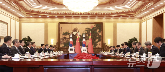  President Lee Jae Myung speaks during the South Korea-China summit held at the Great Hall of the People in Beijing, China, on Monday. 2026.1.5 / News1
