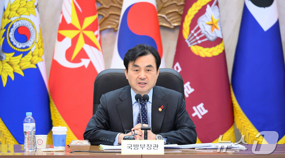 Defense Minister Ahn Gyu-back (Provided by Ministry of National Defense) / News1