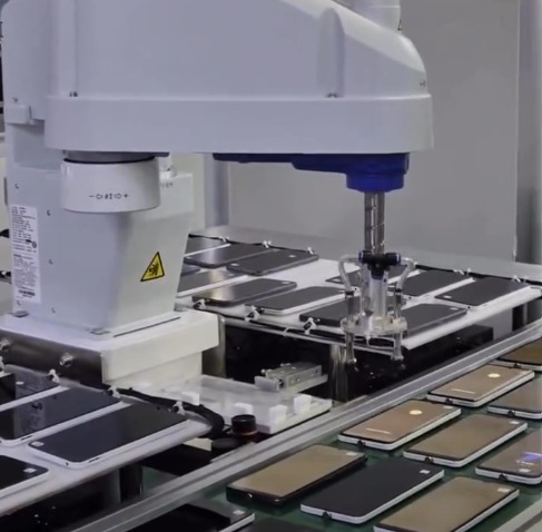 On Thursday, the travel agency Vostok Intour, headquartered in Vladivostok, Russia, highlighted a North Korean smartphone factory via its Telegram channel / (Capture from Vostok Intou\'s Telegram)