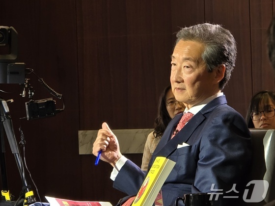 Victor Cha, Korea Chair at the Center for Strategic and International Studies (CSIS), who published China\'s Weaponization of Trade: Resisting Through Collective Resilience, held a book launch event in Washington, D.C., on Wednesday 2026.01.21 / News1