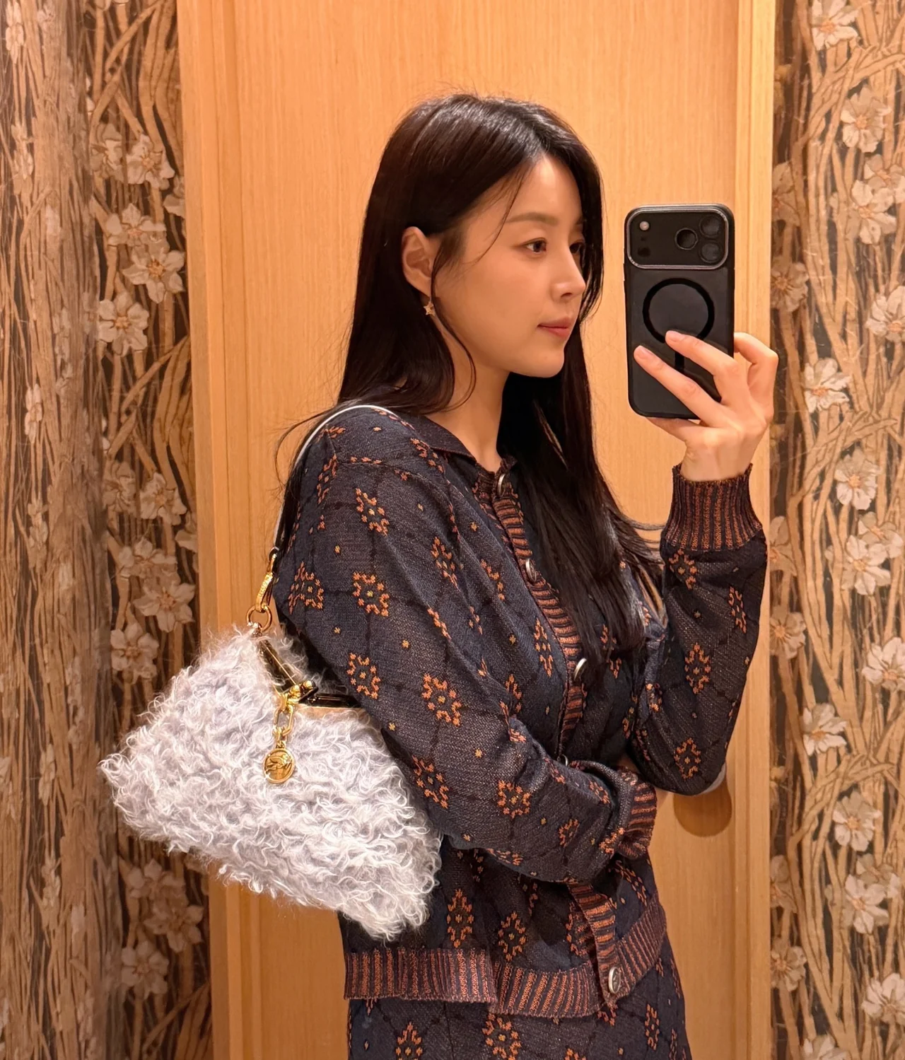  引用：ハン・ジヘのInstagramアカウント
