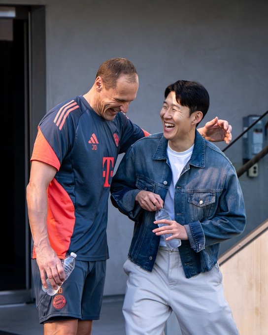 ▲ 손흥민이 모습을 드러내지 않았다. 로스앤젤레스 FC(LAFC)는 최근 본격적인 담금질에 들어갔으나, 팀의 간판스타이자 대한민국 대표팀의 리더인 손흥민은 명단에서 제외된 채 관전자로 남았다. ⓒ 바이에른 뮌헨 U-23 인스타그램