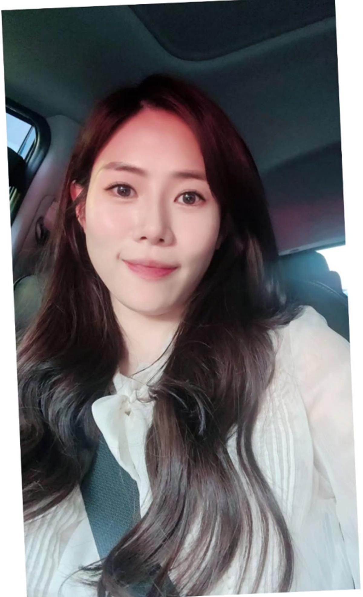  引用：ソン・ウネのInstagramアカウント