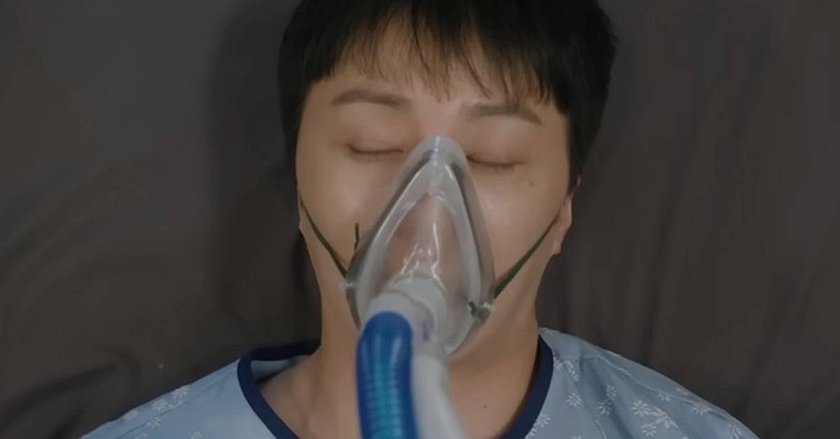  引用： 昏睡状態に陥った男性主人公 / YouTube \'KBS Drama\'