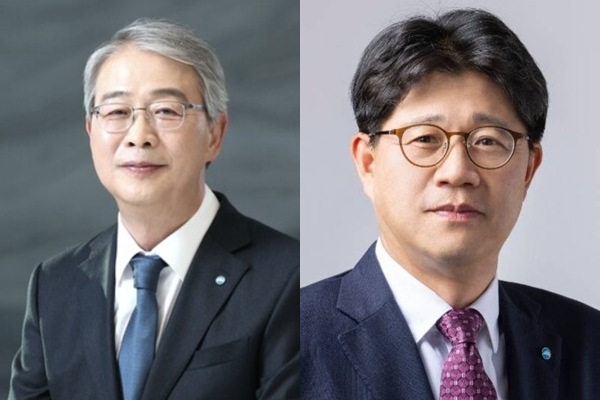 임종룡 우리금융지주 회장(왼쪽)과 곽성민 우리금융지주 CFO 부사장.