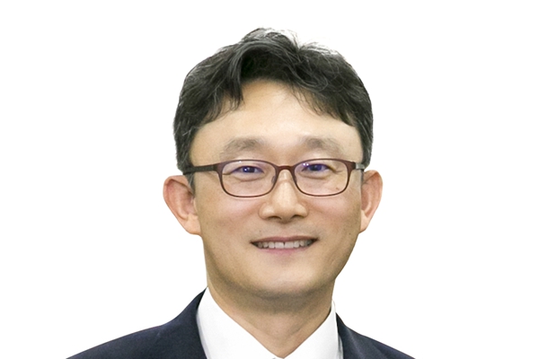 박윤영 KT 대표이사 후보가 '고객 마음대로 골라담는' 요금제를 구상하고 있다. ⓒKT