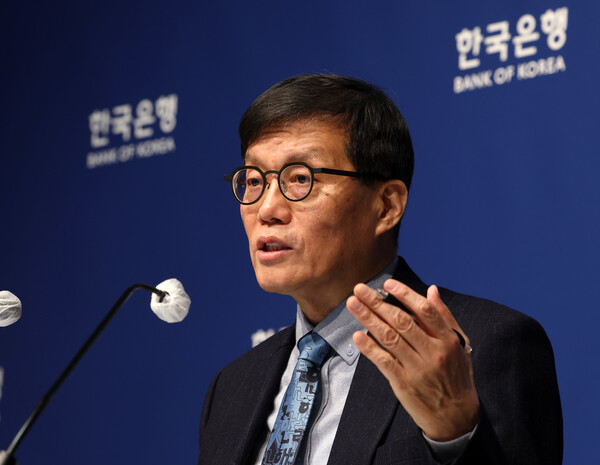 이창용 한국은행 총재가 15일 서울 중구 한국은행에서 금융통화위원회 통화정책방향 기자간담회를 하고 있다.ⓒ연합뉴스
