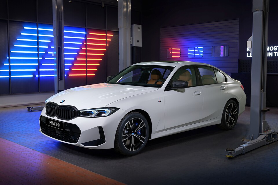 ©AP신문(AP뉴스)/이미지 제공 = BMW코리아 ▲BMW 320i M 스포츠 M 퍼포먼스 파츠 에디션
