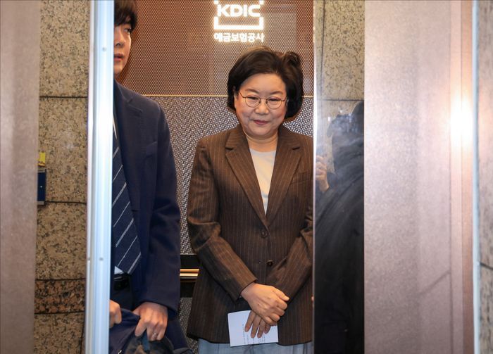 이혜훈 기획예산처 장관 후보자가 지난달 29일 오전 서울 중구 예금보험공사에 마련된 인사청문회 준비 사무실로 출근하고 있다. ⓒ데일리안DB