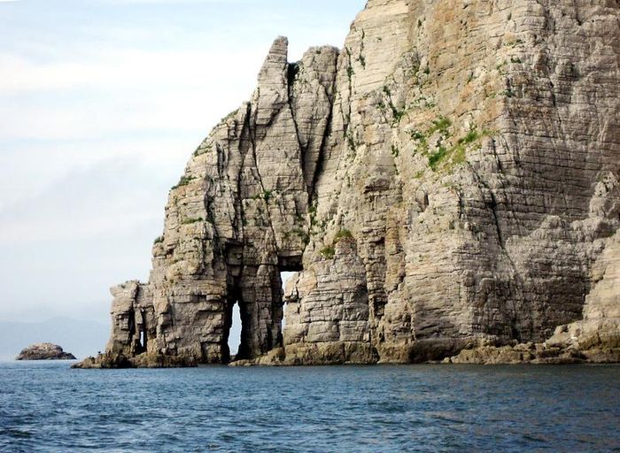 백령도 두무진 코끼리 바위 전경 ⓒ 인천 옹진군 제공