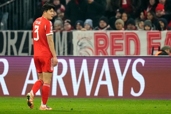 김민재 퇴장. ⓒ AP=뉴시스