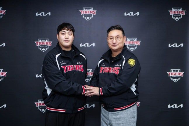 조상우(왼쪽). ⓒ KIA 타이거즈