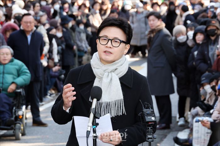 한동훈 국민의힘 전 대표가 지난해 12월 3일 오후 서울 여의도 국회에서 12·3 비상계엄 1년을 맞아 기자회견을 열고 있다. ⓒ데일리안 홍금표 기자