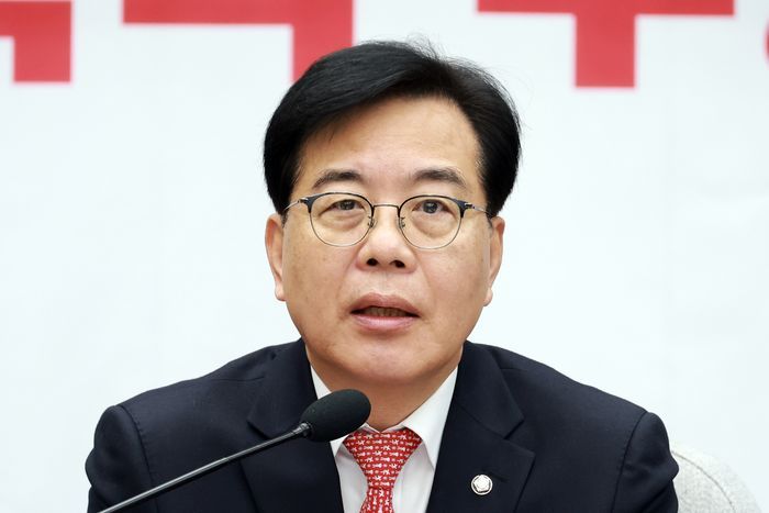 송언석 국민의힘 원내대표가 지난 30일 국회에서 열린 원내대책회의에서 발언하고 있다. ⓒ뉴시스