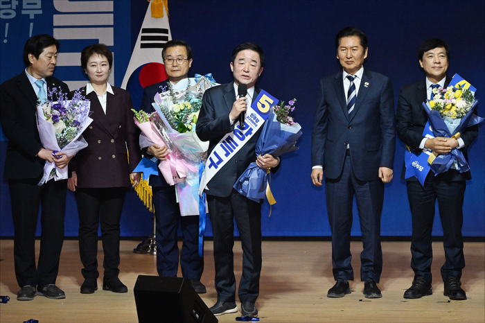 강득구 더불어민주당 의원이 11일 국회 의원회관에서 열린 최고위원 보궐선거에서 당선된 후 소감을 발표하고 있다. ⓒ데일리안 홍금표 기자