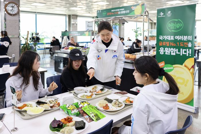 스피드스케이팅 국가대표 김민선이 후원사 CJ가 진행한 