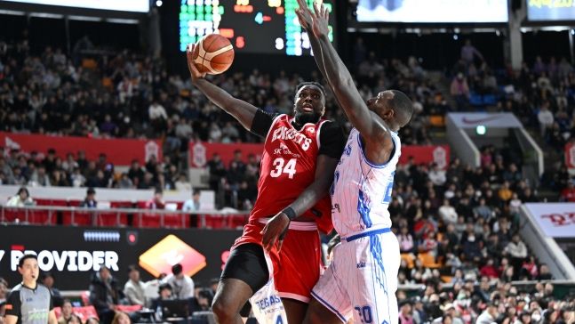 트리플더블을 기록한 자밀 워니. ⓒ KBL