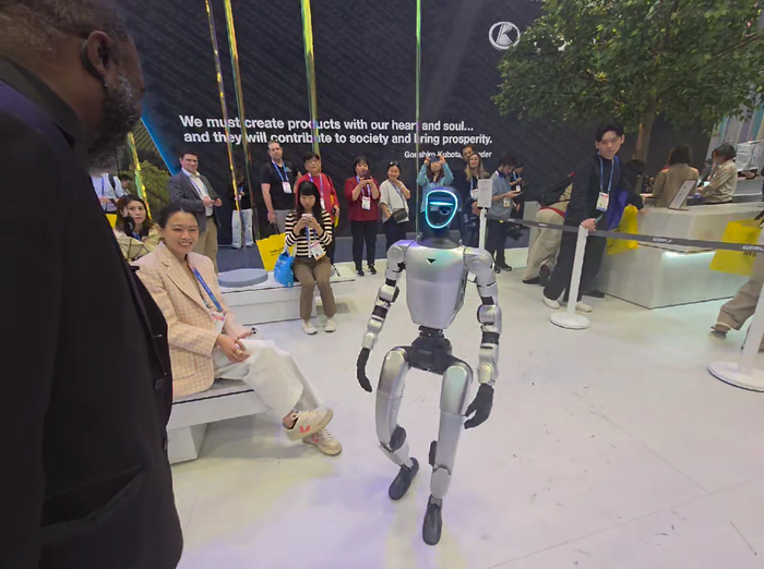 지리자동차그룹이 자체 개발한 휴머노이드 로봇 ⓒ데일리안 정진주 기자