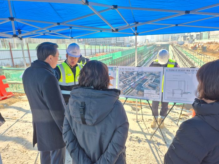 정약용공원 조성사업지를 방문한 김상수 부시장ⓒ