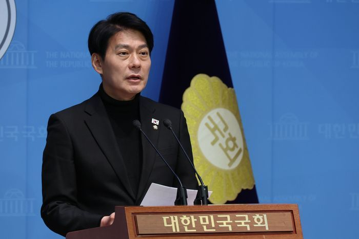 정청래 당대표 비서실장인 한민수 더불어민주당 의원. ⓒ뉴시스