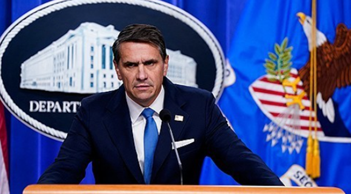 토드 블랜치 법무부 부장관이 30일(현지시간) 워싱턴DC 법무부 청사에서 기자회견을 하고 있다. ⓒAP/연합뉴스