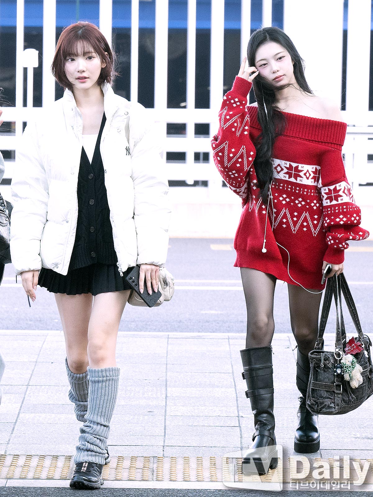 Hats to Hearts: K-Pop Girl Group’s Exciting Departure to China – What to Expect?