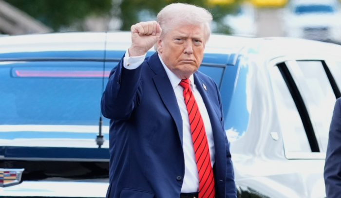 도널드 트럼프( 미국 대통령이 자신을 둘러싼 각종 건강 이상설에 대해 정면 반박했다. 사진=AP 연합뉴스