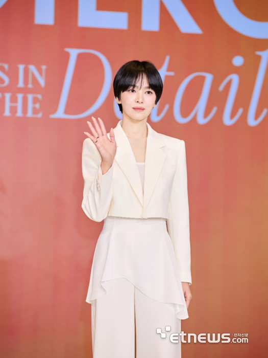 멀츠 에스테틱스가 벨로테로 APAC 앰배서더인 배우 송혜교와 함께 하는 새로운 캠페인을 공개했다.