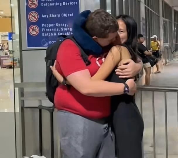 필리핀 출신 여성과 미국인 남성이 온라인 데이팅 앱을 통해 결혼하자 위장결혼 의혹이 불거졌다. 자료=더선