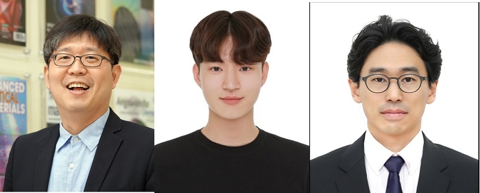 왼쪽부터 노준석 교수, 통합과정 이건 씨, 최원재 KRISS 박사