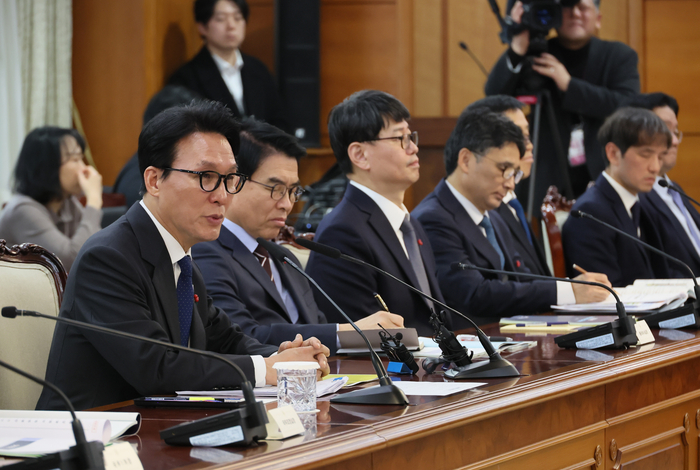 김민석 국무총리가 6일 서울 종로구 정부서울청사에서 열린 총리실 업무보고에서 발언하고 있다. 연합뉴스