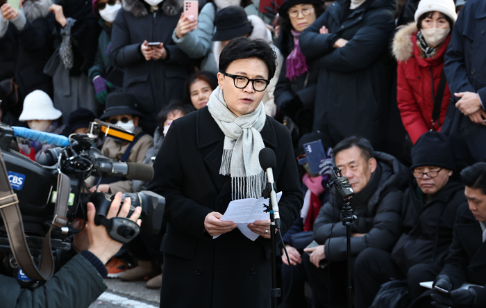비상계엄 1주년 기자회견 하는 한동훈 전 대표. 연합뉴스