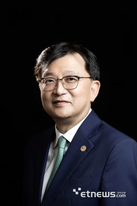 조준희 한국인공지능·소프트웨어산업협회(KOSA) 회장. [사진= 전자신문 DB]