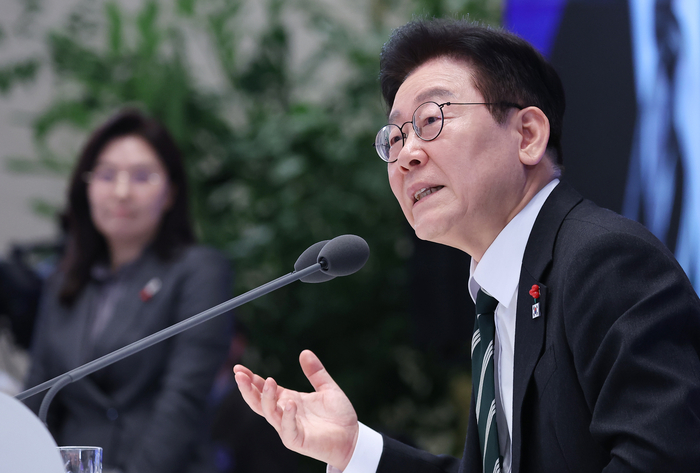 이재명 대통령이 21일 청와대 영빈관에서 열린 신년기자회견에서 발언하고 있다. (사진=연합뉴스)