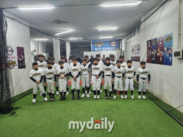 구로구 유소년야구단 선수들.