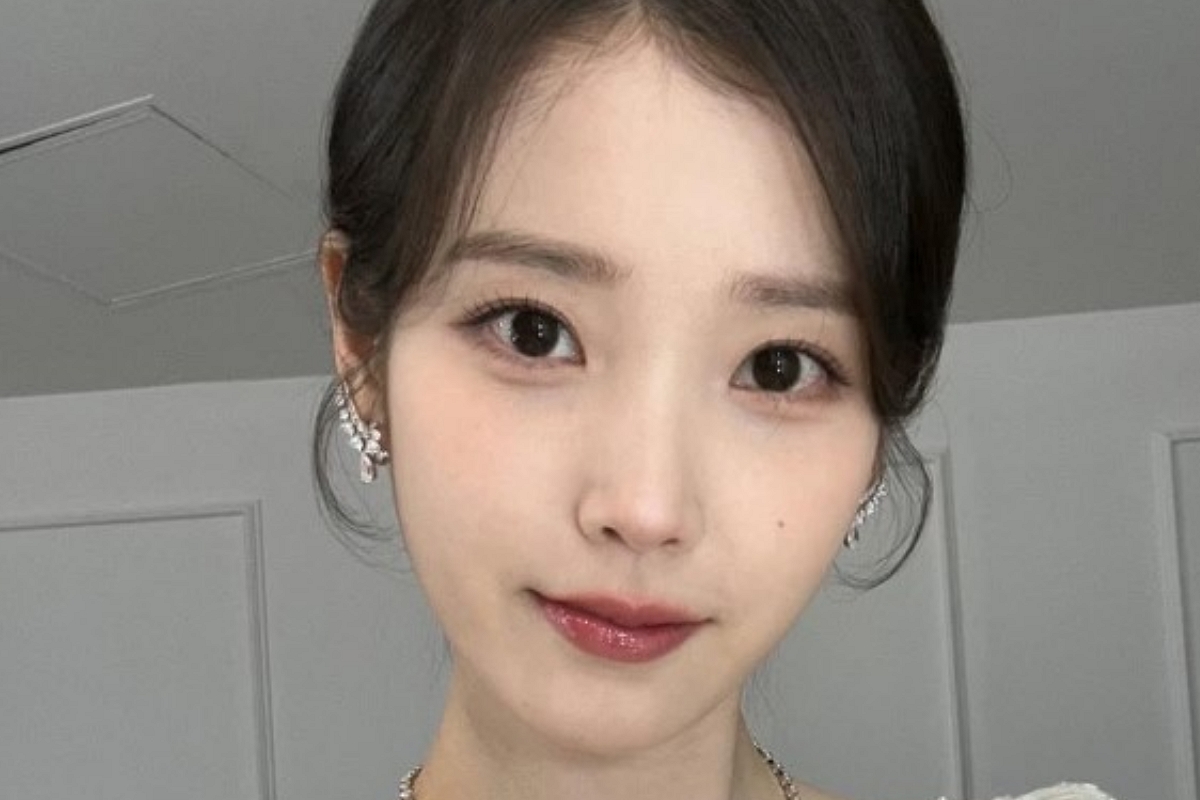 출처: 아이유 SNS