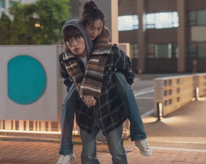 영화 '만약에 우리'의 한 장면. 사진제공=쇼박스